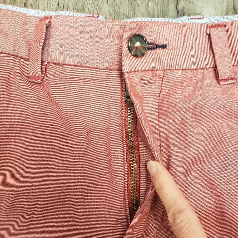 Tommy Hilfiger 38 (36) X 30 Red Casual Dress Pants Patriotic American Derby Work